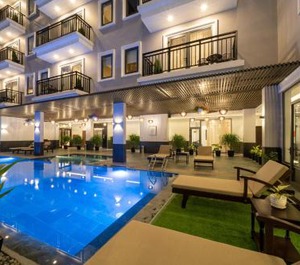 Eco Riverside Hotel 