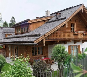 Holiday Village 