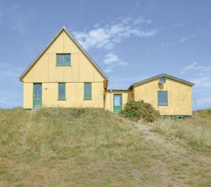 Holiday Frostrup 