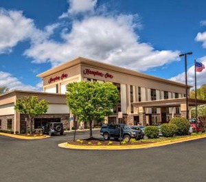 Hampton Inn 