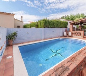 Holiday Girona Swimming 