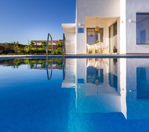 Holiday Chersonissos Persons Bedrooms 
