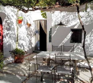 Holiday Nijar Persons Bedrooms 