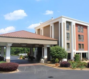 Holiday Inn Express Forsyth Ihg Hotel 