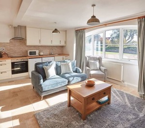 Host Stay Cottage 