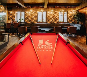 Kinlay Eyre Square Hostel 