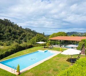 Hosteria De Torazo Nature Hotel 