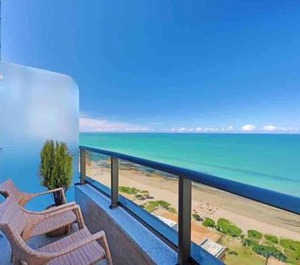 Hy Beach Flats 