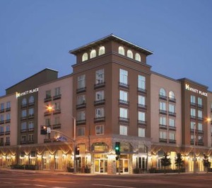 Hyatt Place Riverside Downtown 
