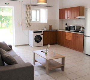 Kalamaki Plaza Apartments 