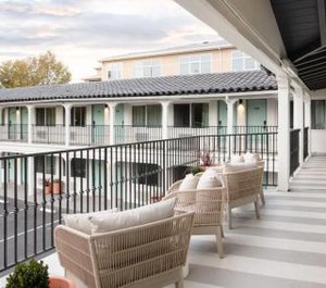 Kasa Palo Alto 