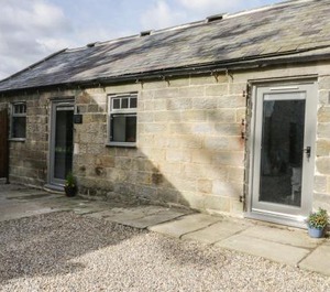 Lowdale Barns West 