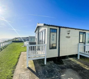 Caravan At Hopton Holiday Village Norfolk 
