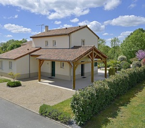 Villa Located Surroundings 