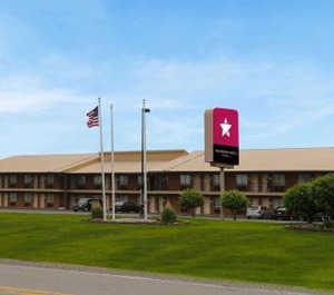 Magnuson Hotel 
