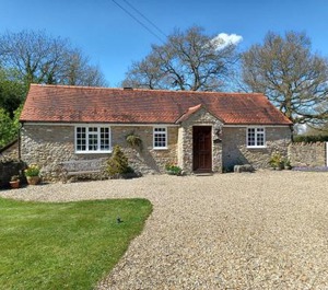 Magpie Cottage 