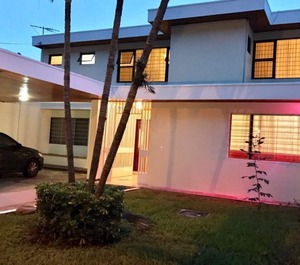 Mango Boulevard Hotel 