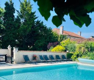 Manoir De Longeveau 