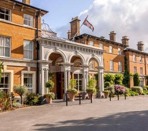 Oatlands Park Hotel 