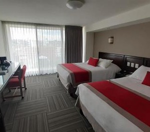 Ramada Plaza Leon 