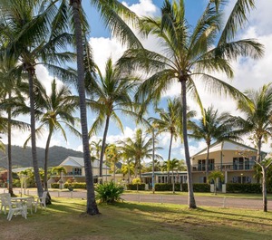 Sails Horseshoe 