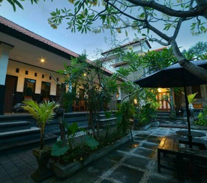 Santhi Kuta 
