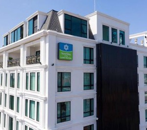 Surestay Hotel 