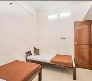 Transit Dorms Backpackers Inn Hostel 