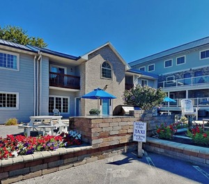 Poolview 