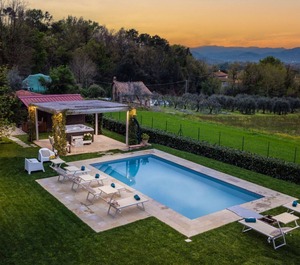 Catia Farmhouse Jacuzzi Getaway Experience 