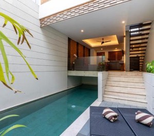 Villa Kayu Raja 