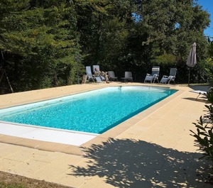 Detached Garden Golf Course 