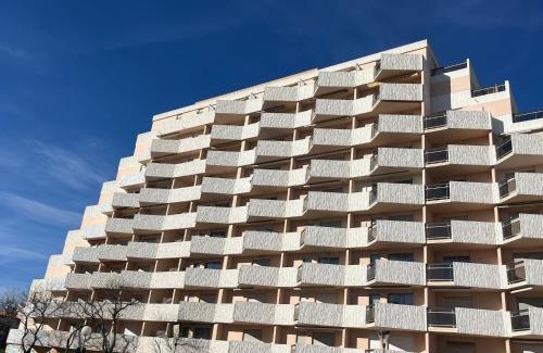 Le Port Apartment | À Deux Pas de la Mer charmant T2
