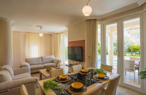 Fethiye City Center Villa | Çalış'ta Denize Sıfır 10 Kişilik Villa Starfish 4