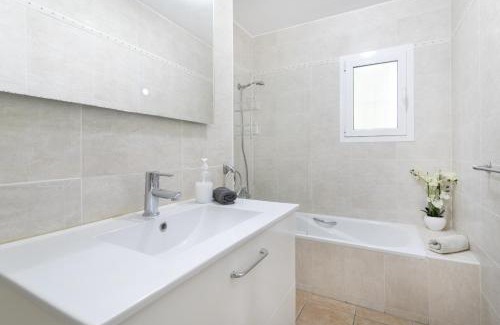El Tesoro Villa | Échappée ensoleillée à Moraira dans une villa pour 8