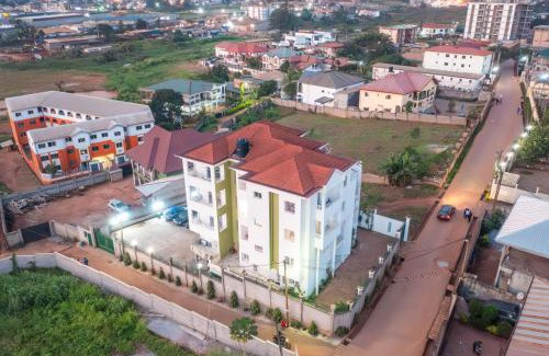 Yaounde Apartment | Éden Garden Luxurious Guest House