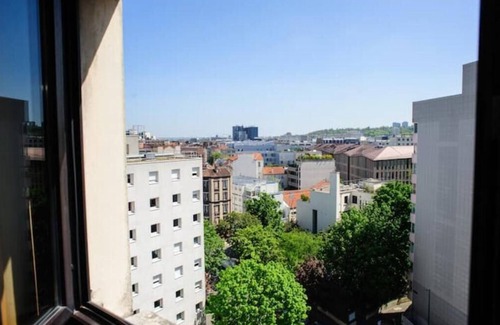 10th Arrondissement Enclos-St-Laurent Apartment | Élégant Studio Proche Paris, Disponible 24/7