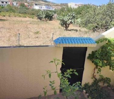 Rafraf House | Étage de villa vue montagne et mer