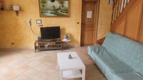 Roissy-en-France House | ÉTAGES PRIVÉE POUR 4 PERSONNES 2 CHAMBRES ET 1 SALE DE BAIN i