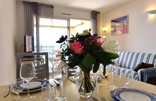 Ajaccio Apartment | Évasion Corse - T2 Vue Mer, Piscine & Plage
