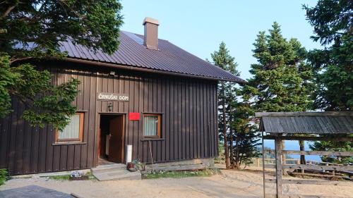 Kamnik House | Črnuški dom na Mali planini