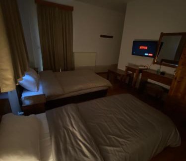 Mavranaioi House | Ξενώνας Ράπτης