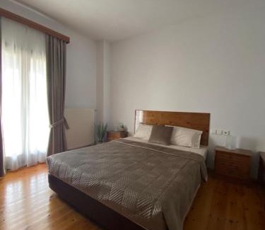 Mavranaioi House | Ξενώνας Ράπτης