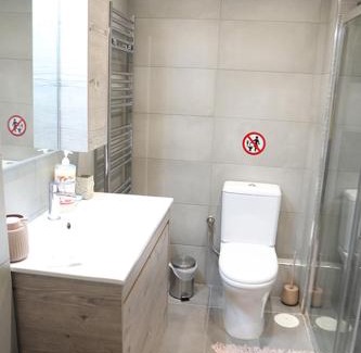 Exarhia Apartment | Όμορφο διαμέρισμα σε διατηρητέο κτίσμα στην Αθήνα