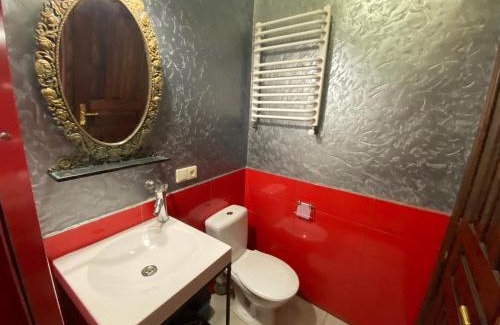 Lviv City Center Apartment | Апартаменти королівські на вулиці Лесі Українки 19
