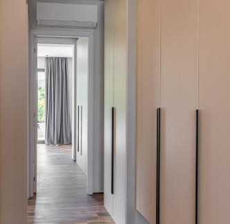 Lastva Grbaljska Apartment | Апартаменты с двумя спальнями и собственной террасой на крыше в доме с бассейном, возле пляжа Яз