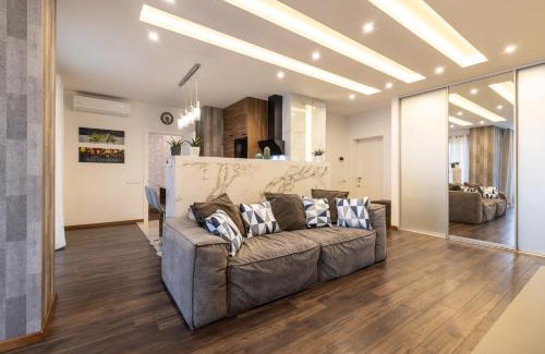 Dnipro Apartment | Апартаменты с двумя спальнями с завораживающим видом на Днепр возле Мост Сити