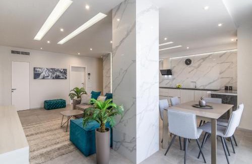 Dnipro Apartment | Апартаменты с двумя спальнями с завораживающим видом на Днепр возле Мост Сити