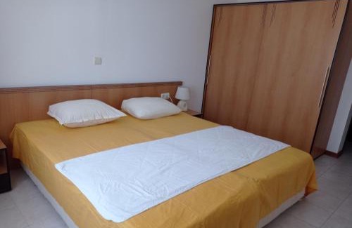 Chernomorets Apartment | Апартамент Къмпинг Градина