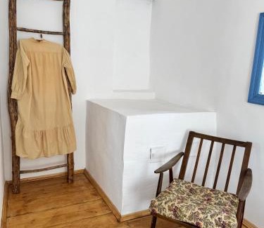 Moshny House | Бабусина Хатка